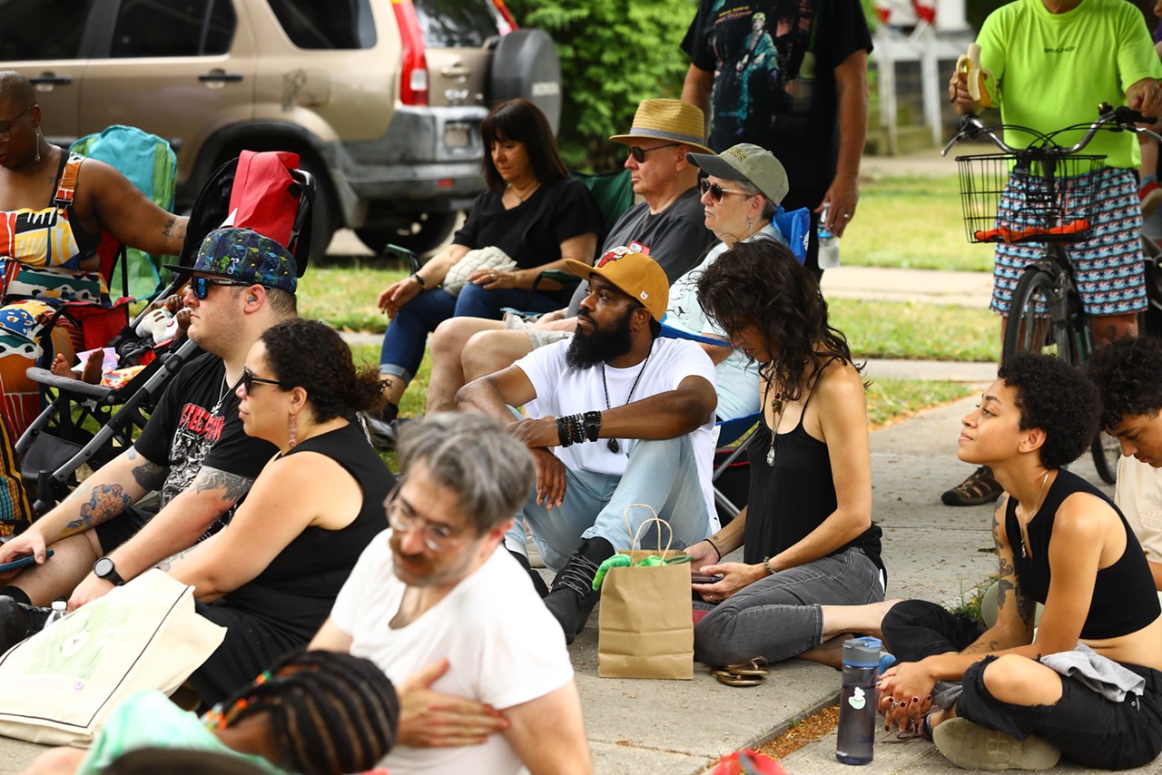 Photos Despite Rain Concerns, Larchmere Porchfest Rocked On Without