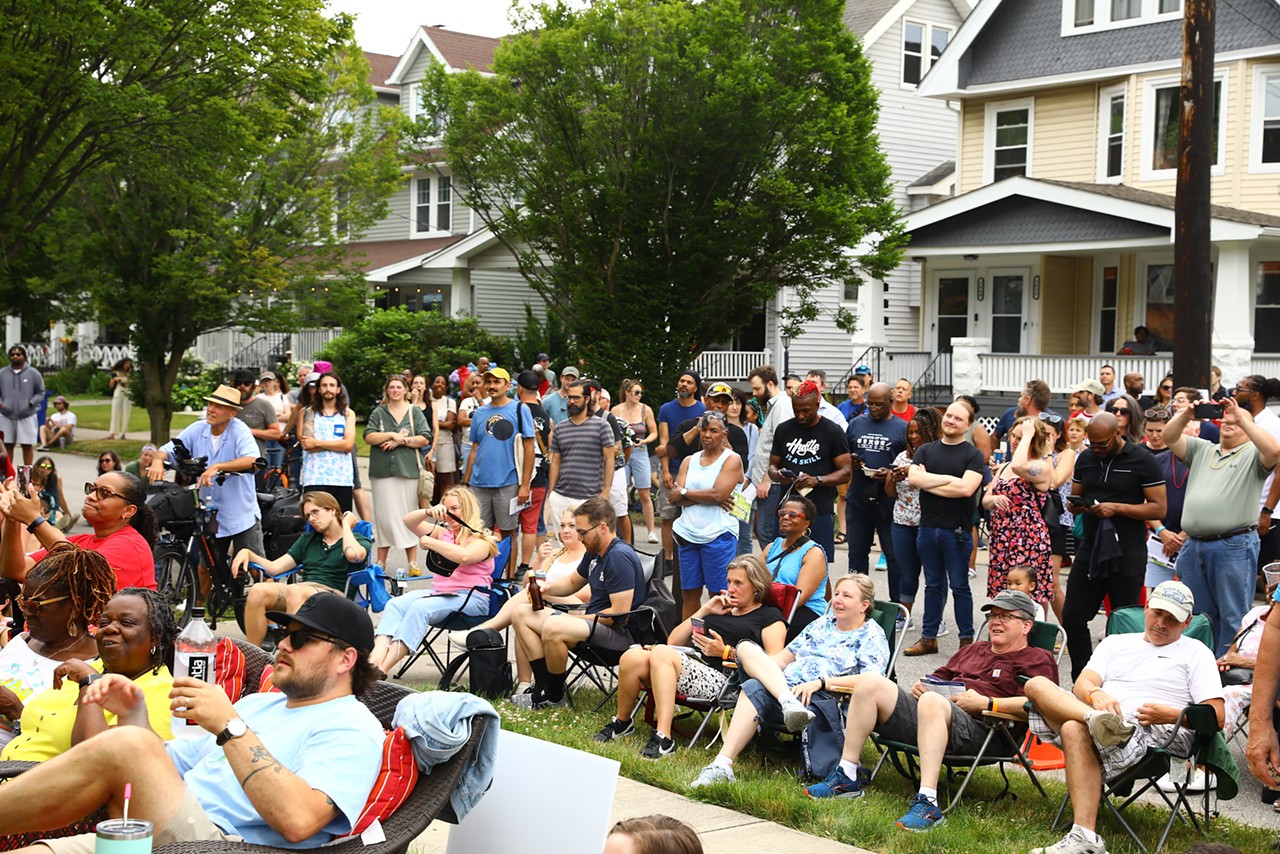 Photos Despite Rain Concerns, Larchmere Porchfest Rocked On Without