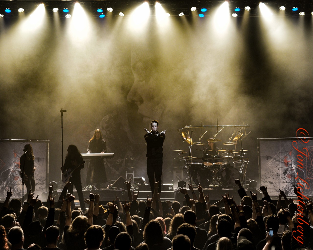 PHOTOS: Dragonforce and Kamelot performing at the Agora Theater