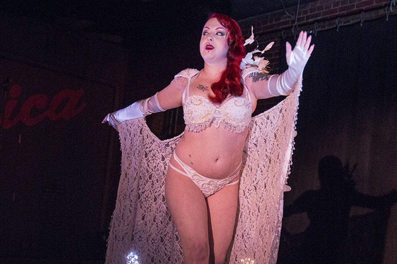 Macabre Noir (Pittsburgh) - Le Femme Mystique Burlesque's TEASE! The 11th anniversary show Sponsored by Good Life - Body Piercing + Fine Jewelry! - Photo &copy; Bob Perkoski, www.Perkoski.com