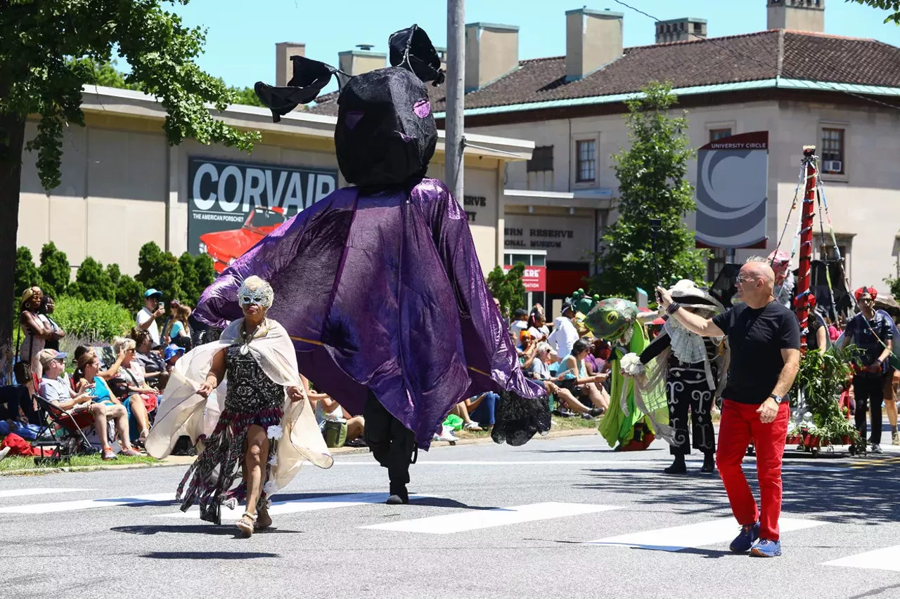 Were Back Parade Photos: Visions of Harmony Were on Display for Parade the Circle 2024 ...