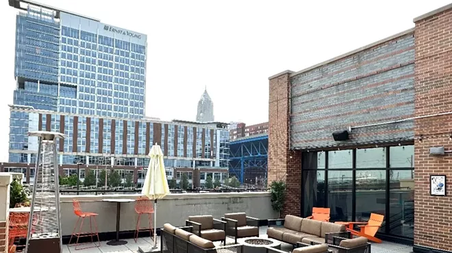 Image: Solar Eclipse at Punch Bowl Social