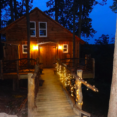 Take a Tour of the Luxurious Mohican Treehouse Everyone's Talking About