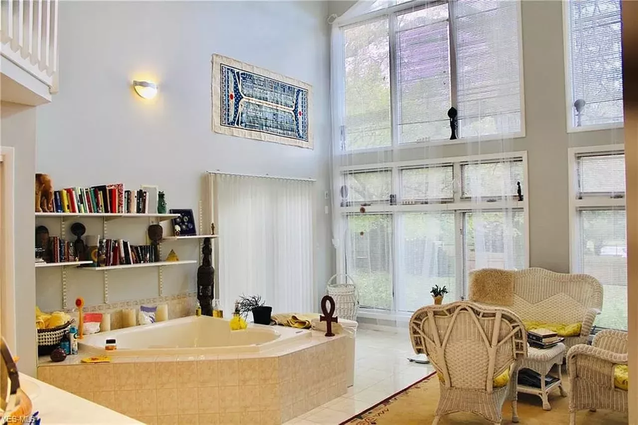 This Cleveland House for Sale in Hough Has an Amazing TwoStory Master