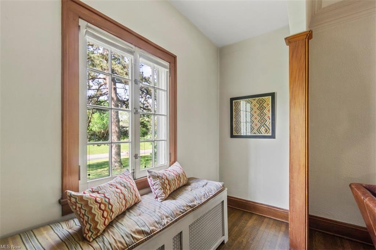 This Cleveland House Modeled After an Italian Villa Is on the Market for $215,000
