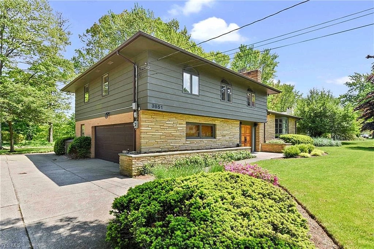 This Mid-Century Split in Fairview Park Has Amazing Retro Details and a View of the Metroparks