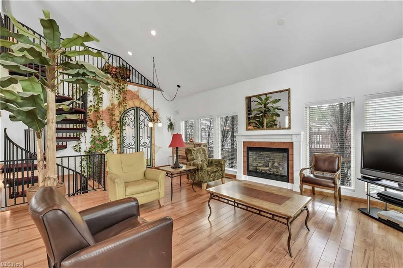 This Old Brooklyn Contemporary Loft Home Offers A Ton For $280,000