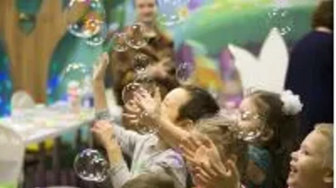 Image: Tower City's Bubbles, Bubbles and More Bubbles