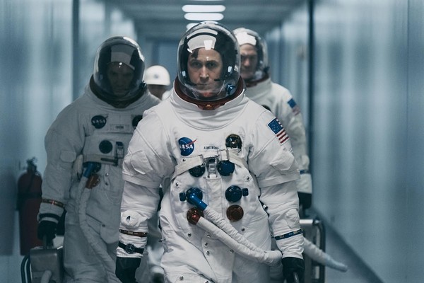 Cinemark Theatres to Offer Veterans Free Tickets to ‘First Man’