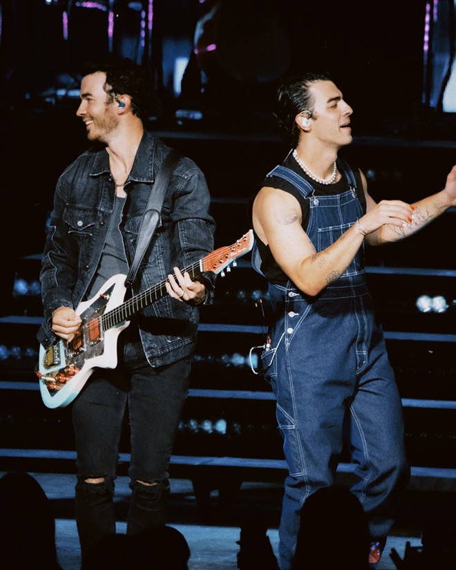 Photos From Last Night's Jonas Brothers Concert at Blossom Music Center (8)