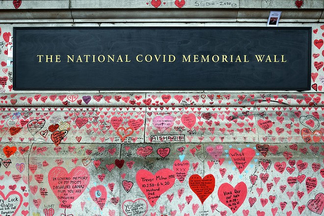 Covid Memorial Wall in the U.K. - Images George Rex/FlickrCC