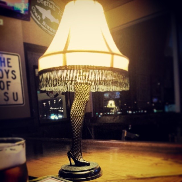 leg lamp town