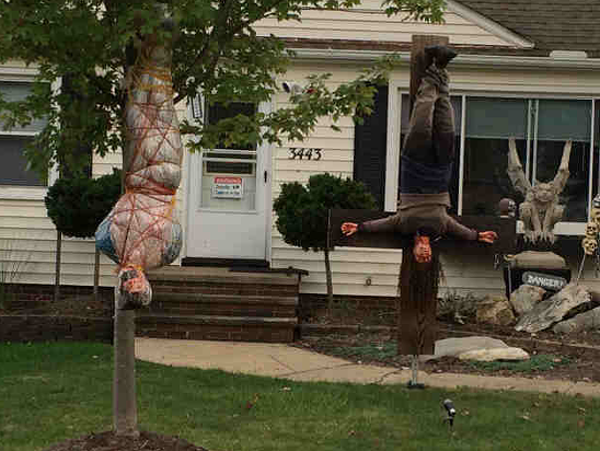 Update: Parma Homeowners Decide to Re-install Dead Body Display After Weeks of Attention