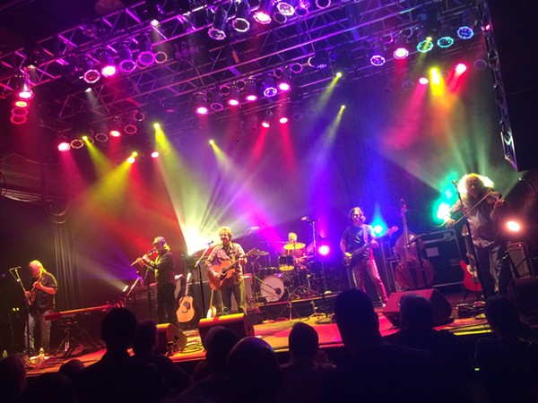 Railroad Earth Doses House of Blues with Thrilling Psychedelia and Bluegrass