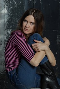 The Divisive Presidential Election Helped Indie Singer-Songwriter Juliana Hatfield Overcome Writer's Block