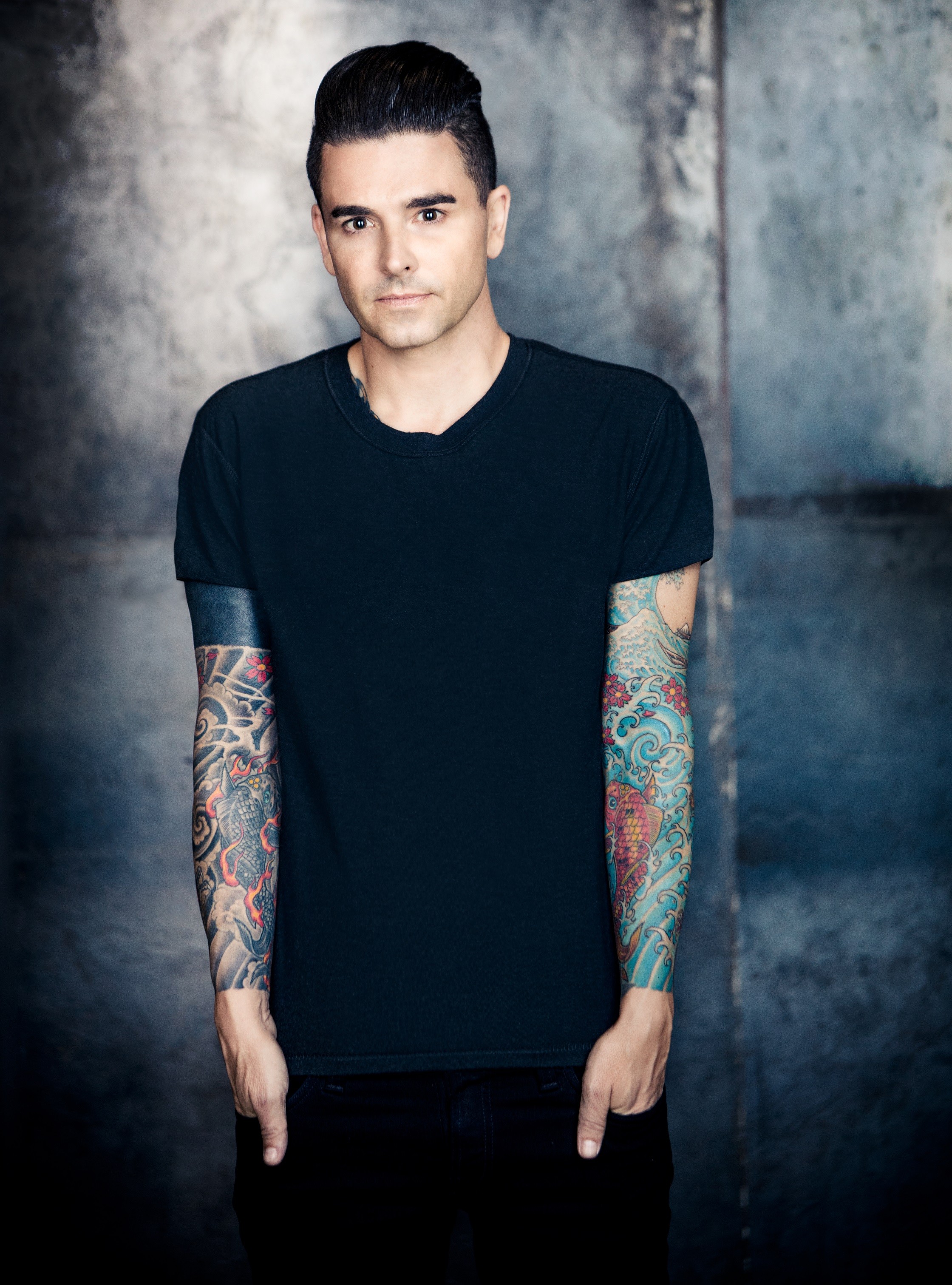 Dashboard Confessional's Chris Carrabba Provides a TrackbyTrack