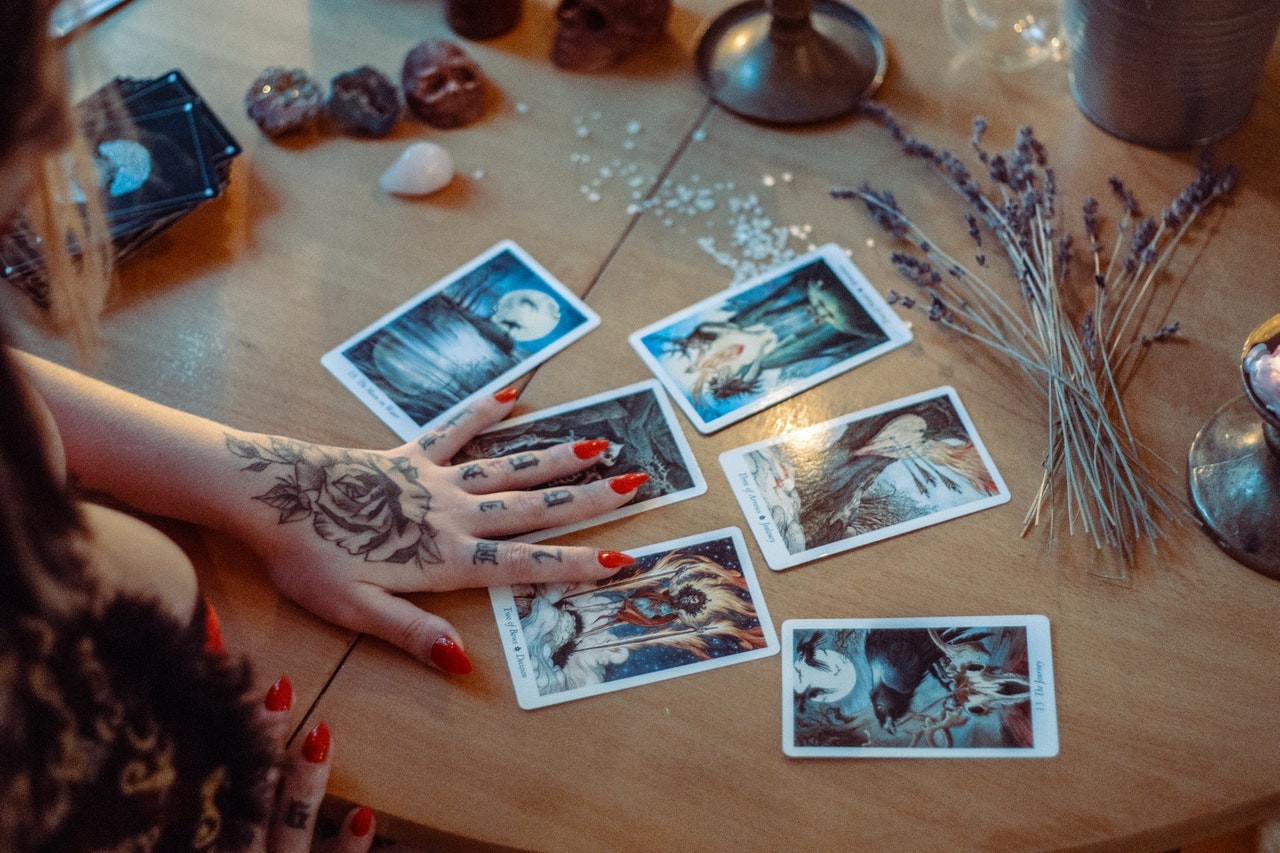 Popular and Experienced Benefits of Fortune-telling