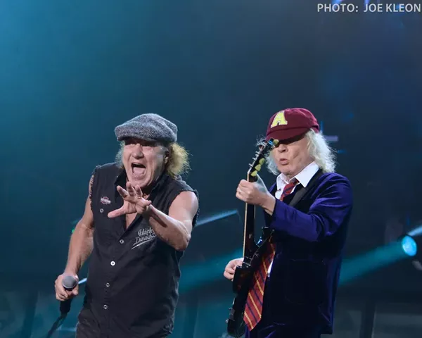 Concert Photos: AC/DC and Pretty Reckless at Huntington Bank Field in ...