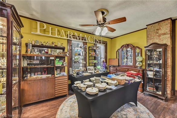 This Franklin Boulevard Home is Basically an Antique Store