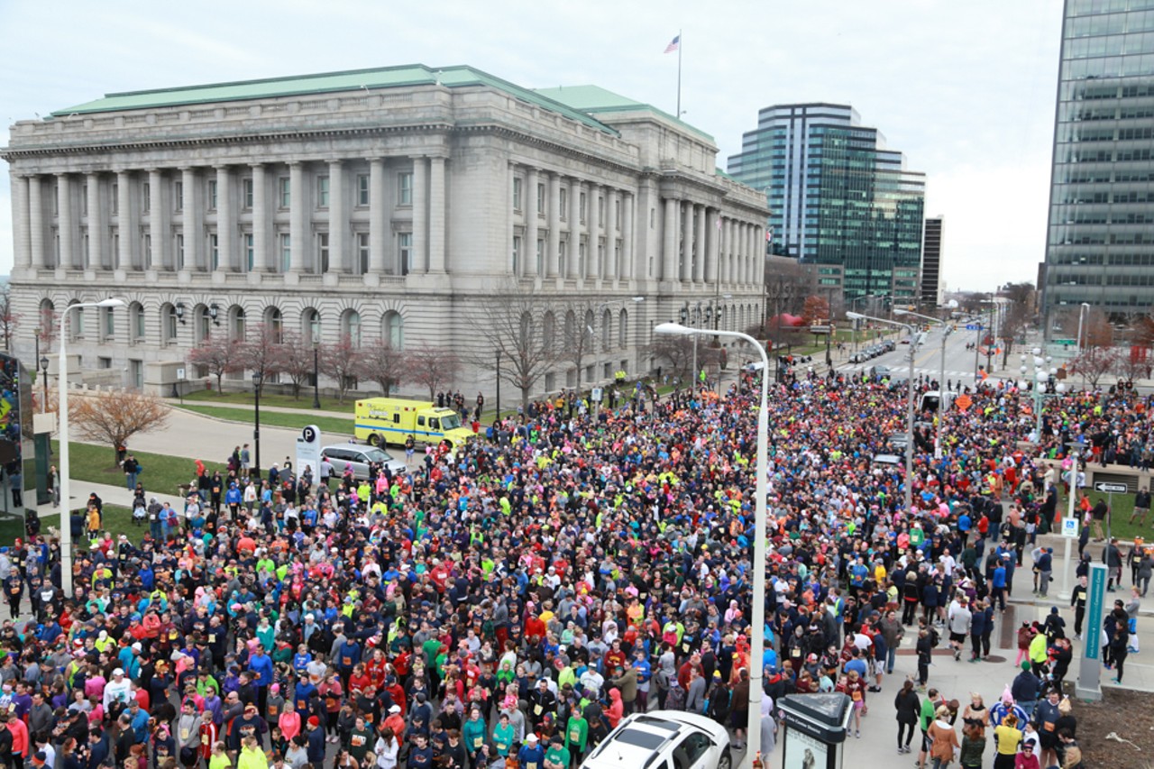 43 Photos from the Annual Turkey Trot in Downtown Cleveland Cleveland