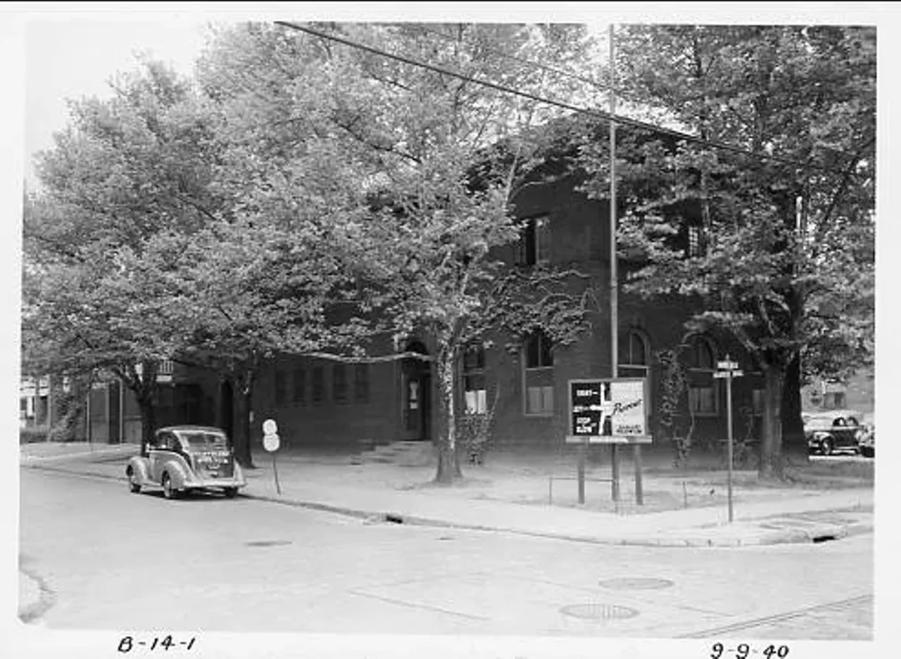 Vintage Photos Trace the Rich History of Collinwood Cleveland