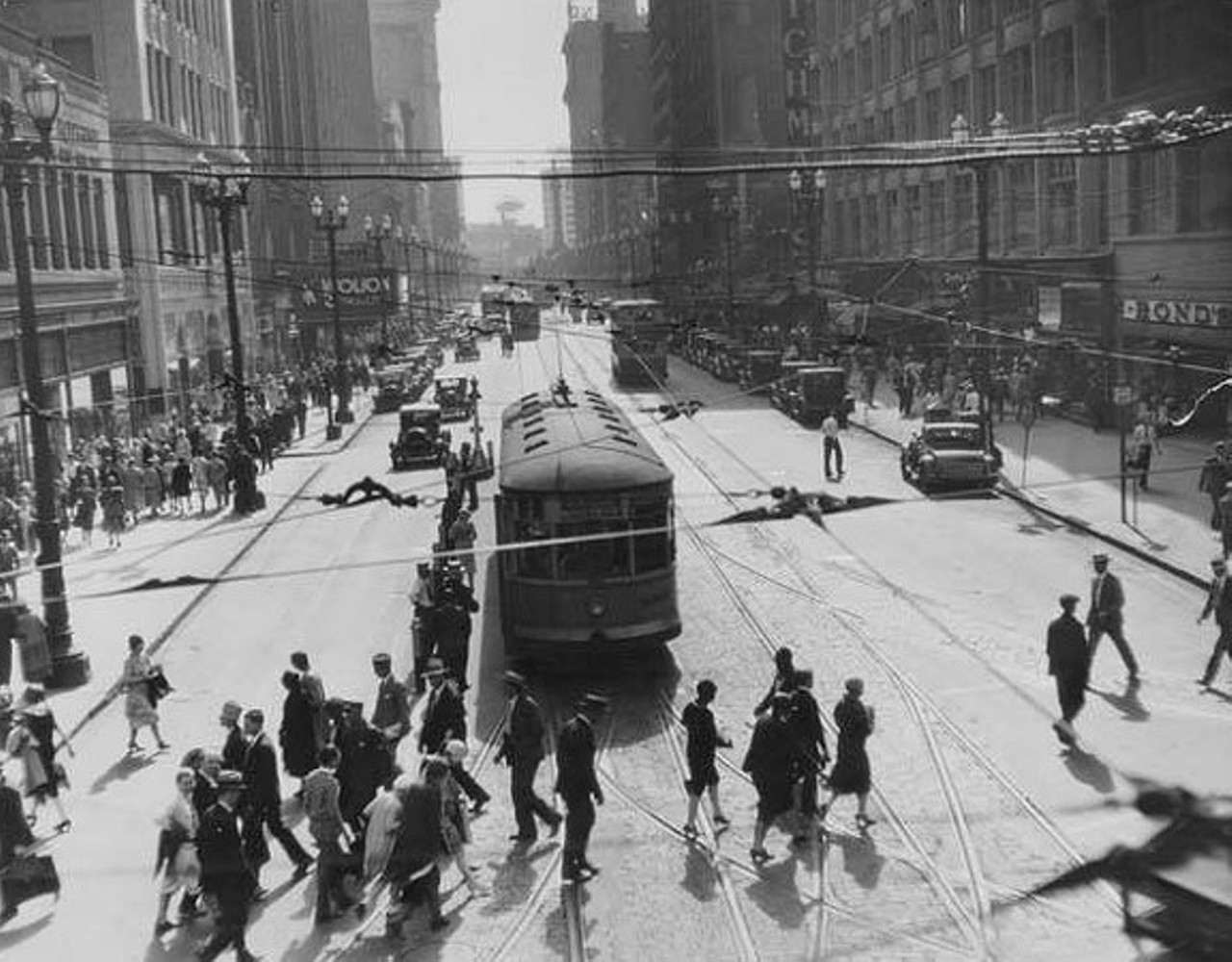 Euclid Avenue near East 6th Street, 1930.