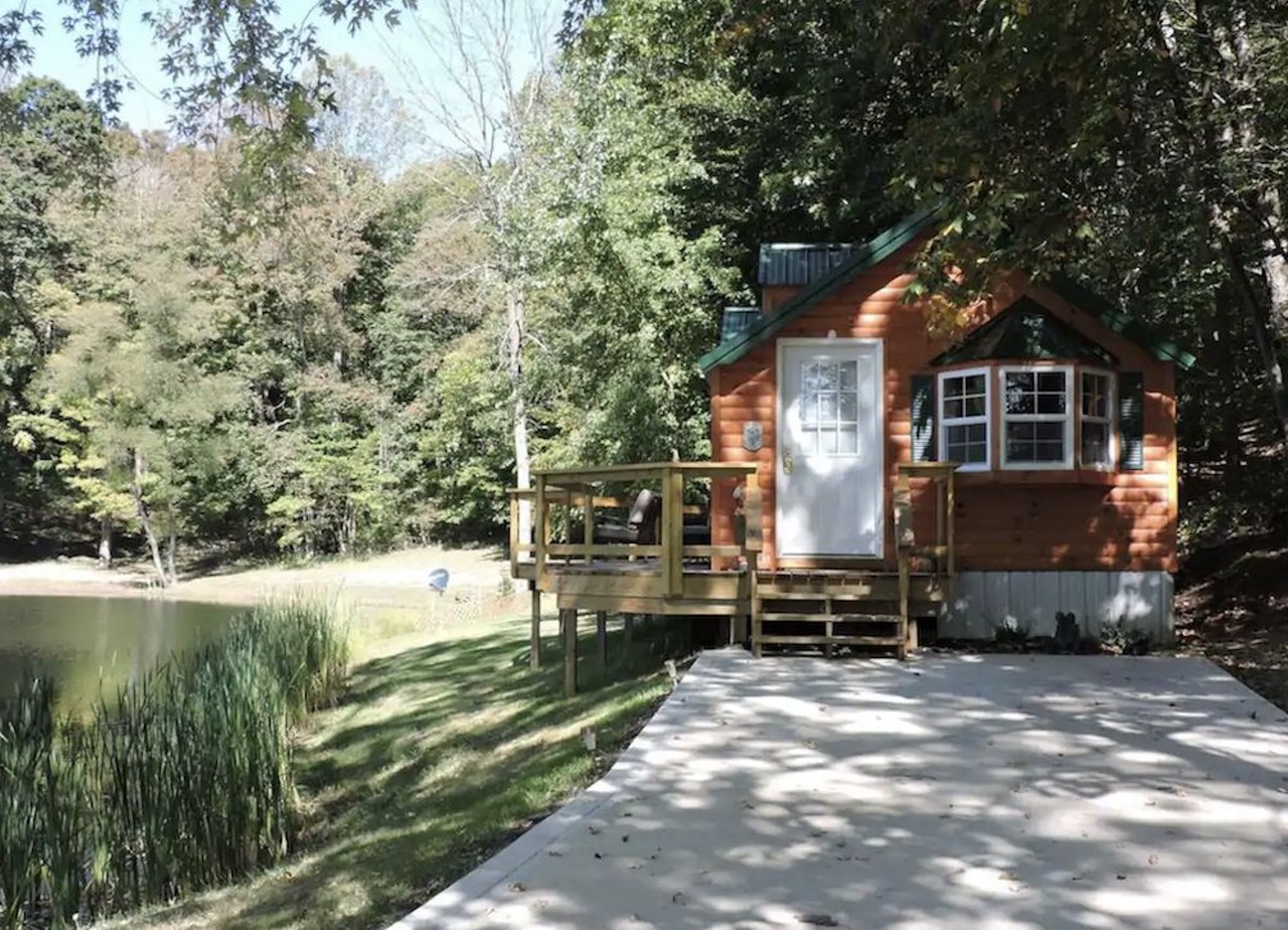  The Overlook Cabin, Hocking Hills 
2 Guests, 1 Bedroom, 1 Bath, $165/Night