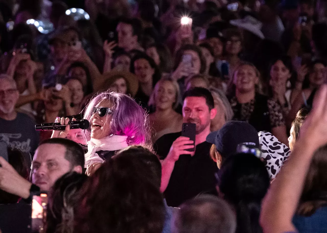 Concert Photos Shania Twain Sparkles at SoldOut Blossom Show Cleveland Cleveland Scene