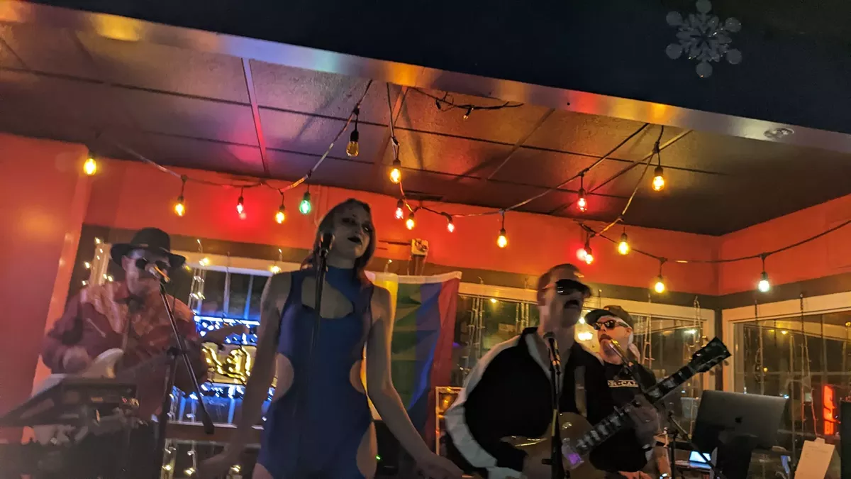 Vanillaphase live in Kent, OH