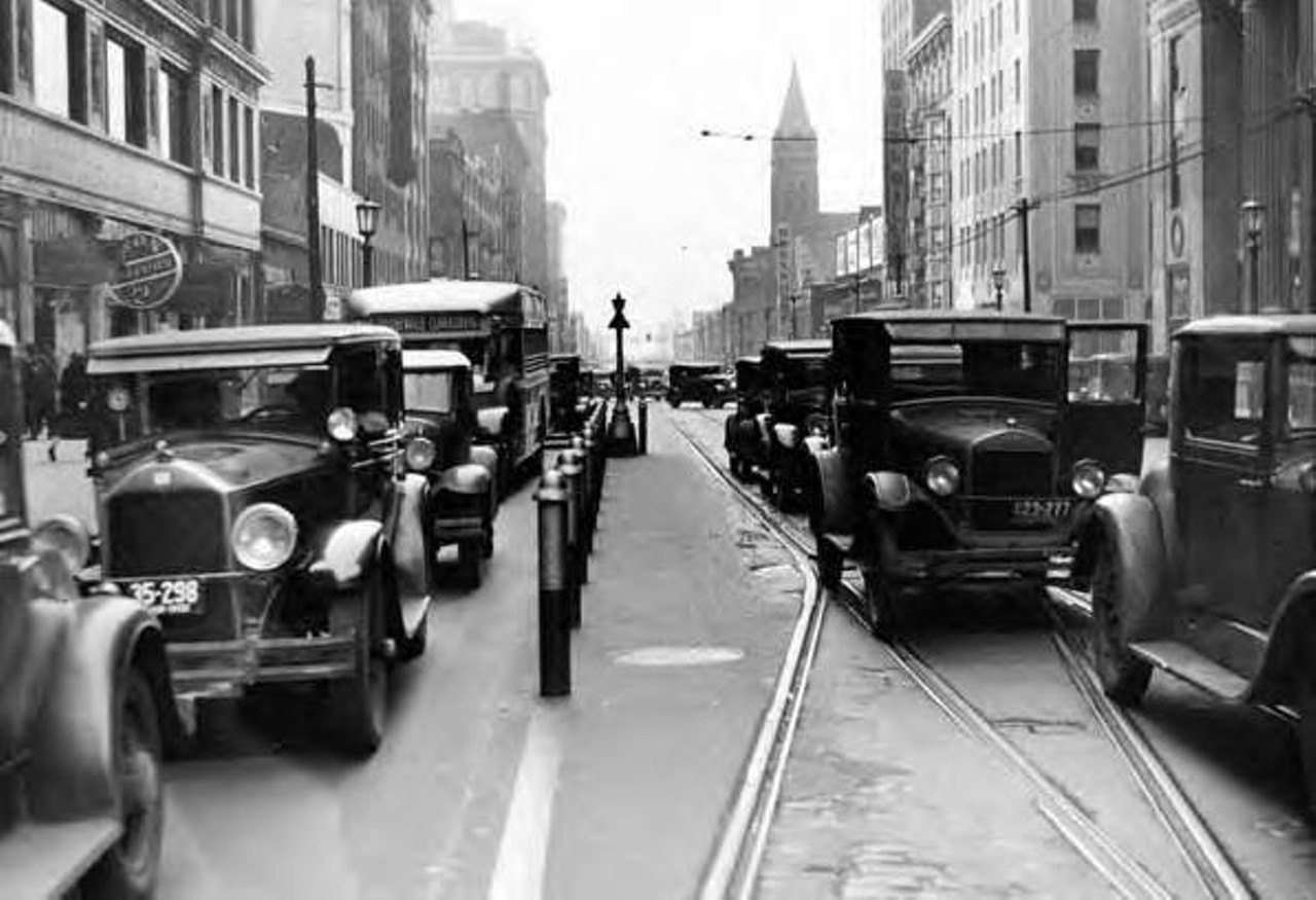 Safety zones on East 9th Street, 1932