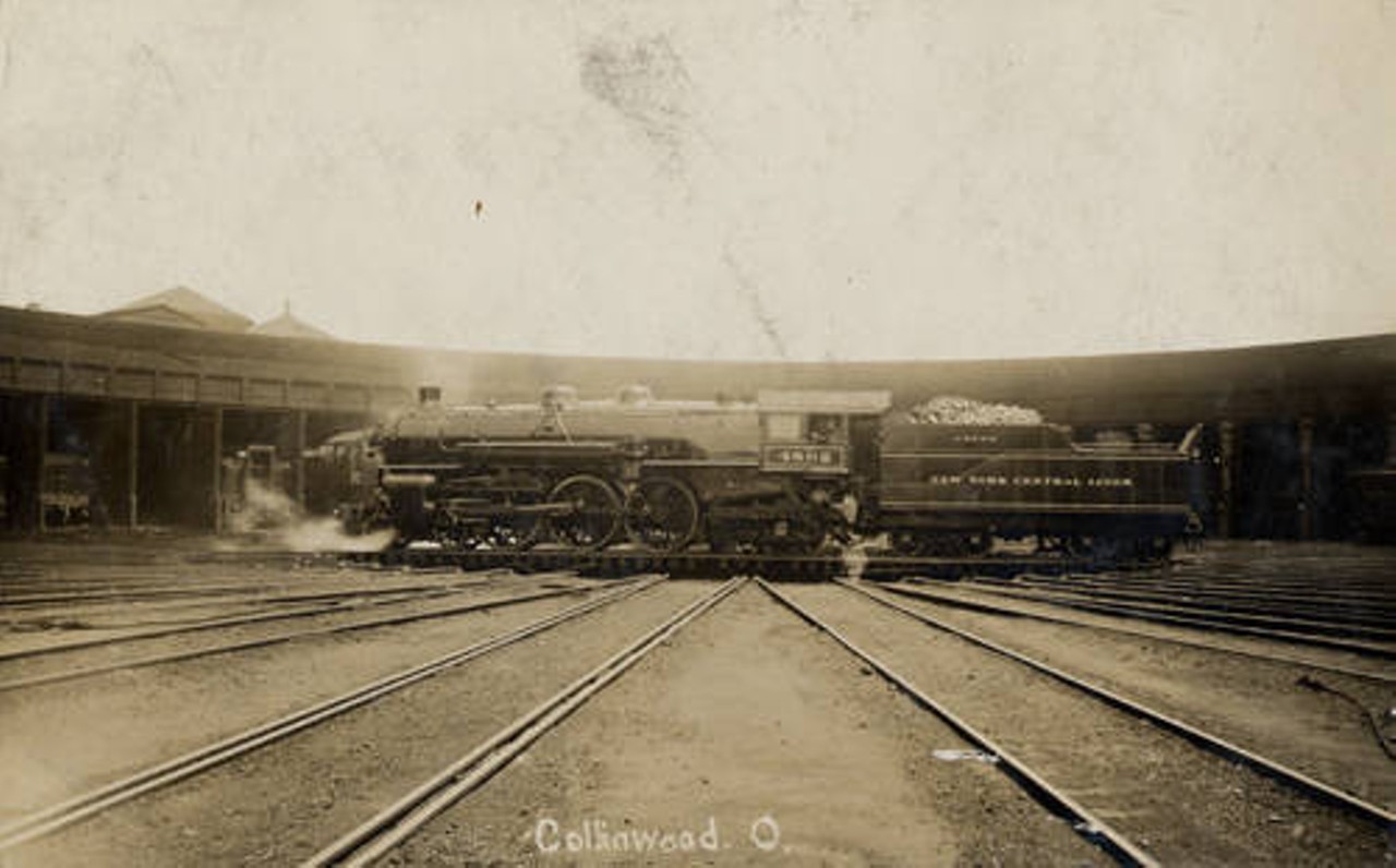  Roundhouse Train, 1908 