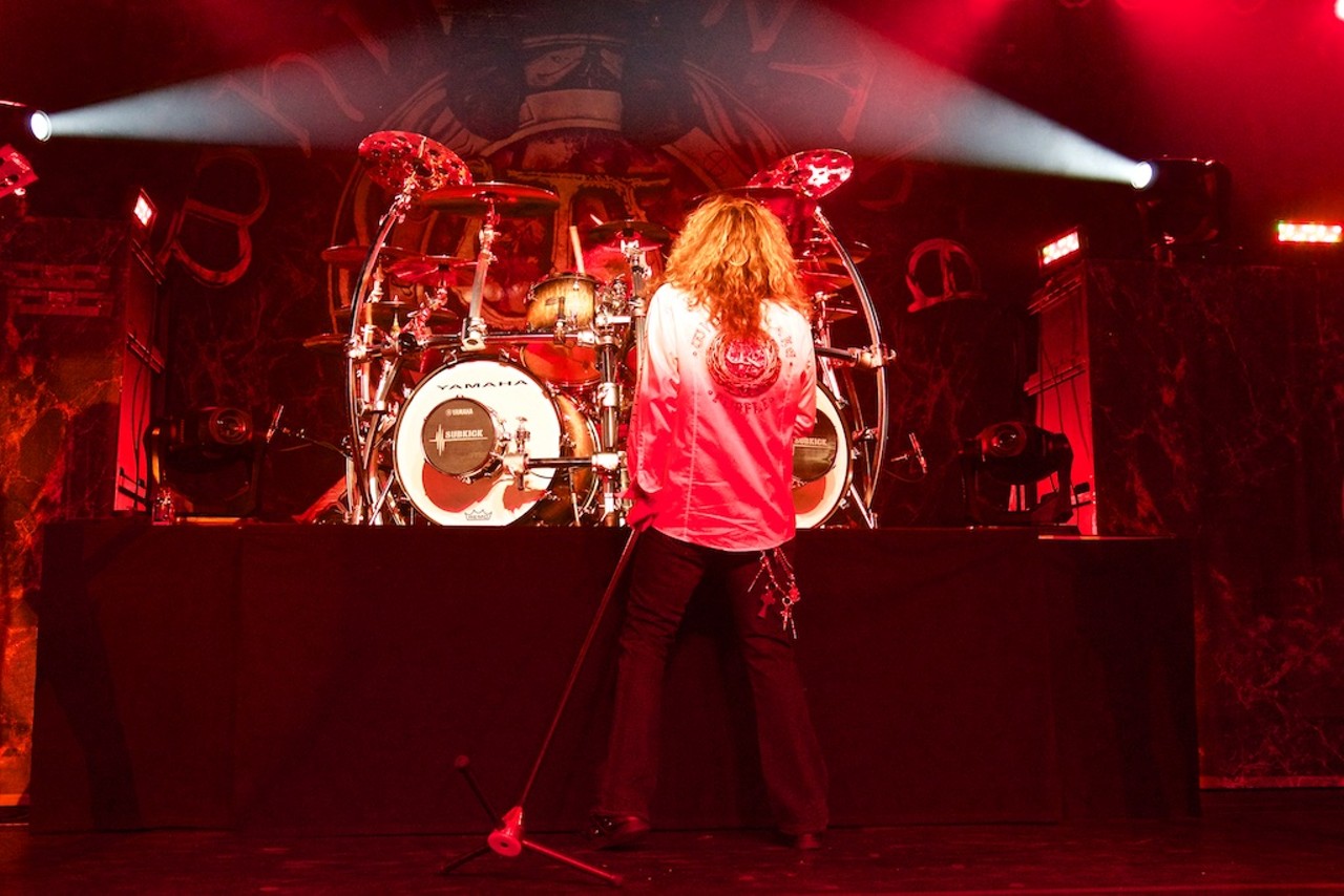 Whitesnake Performing at Hard Rock Live